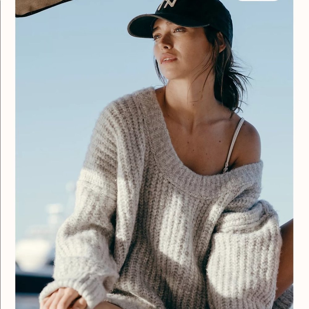 New! Free People Blue Bell Chunky Oversized SweaterNWT - Picture 7 of 10